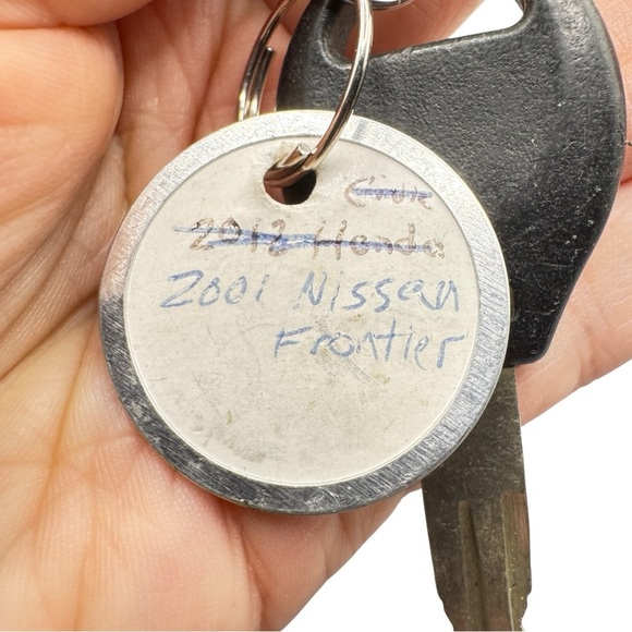 🔑 Nissan Frontier Key Fob Remote FCC ID KBRASUT10 - Picture 3 of 9